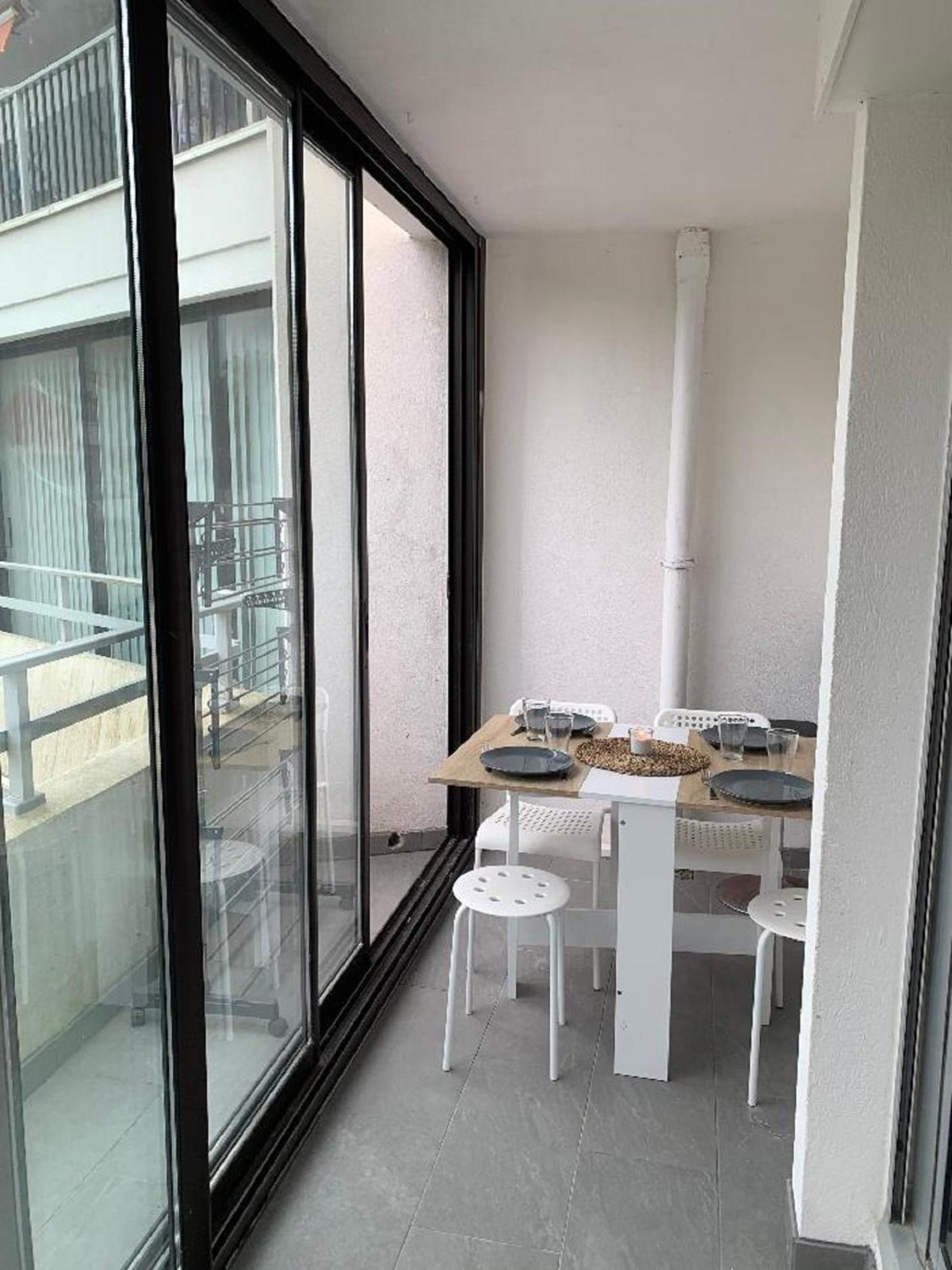 Vittoria Immobilier 12 -Reglement Sur Place - Cheques Vacances Acceptes La Grande Motte Rum bild
